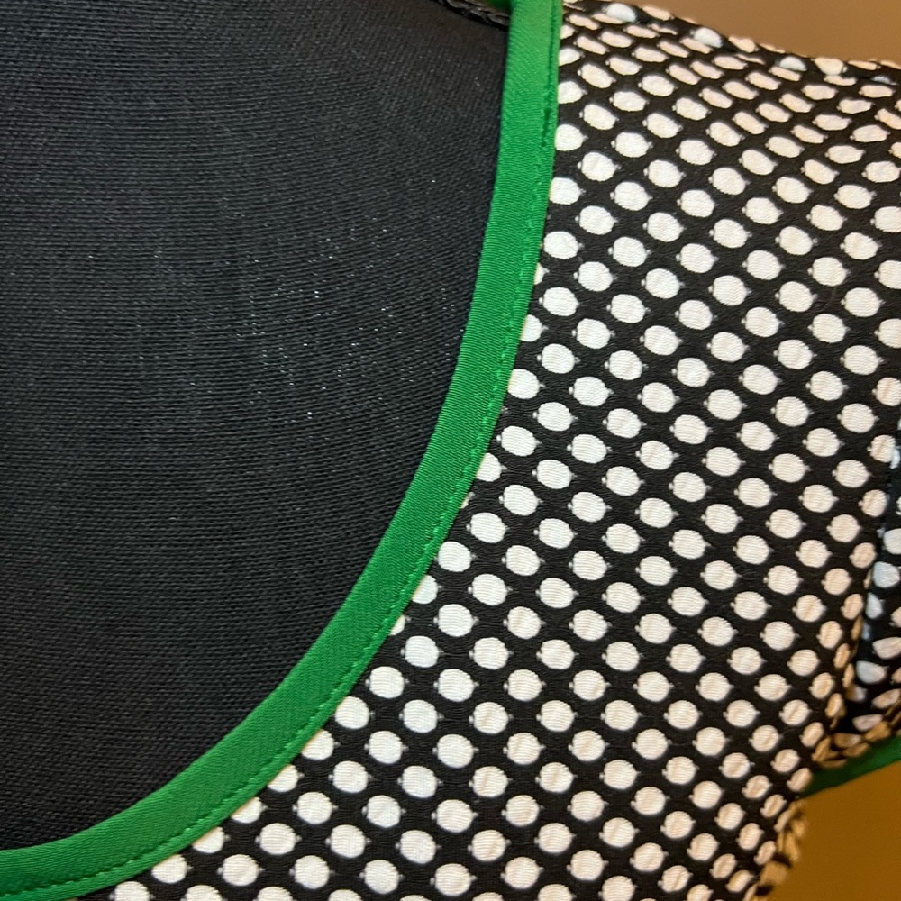 Karin Stevens Dotted Dress with emerald colored embellished round neckline - Picture 4 of 4